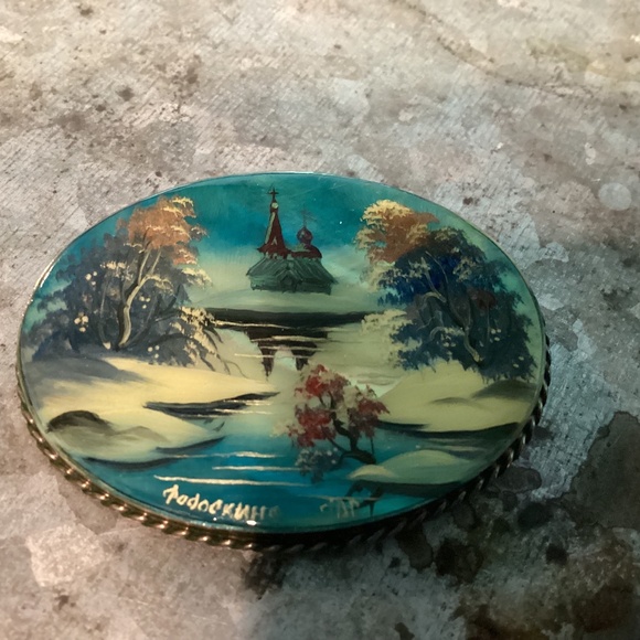 Hand painted brooch signed Jewelry - Hand Painted Flower Brooch (Antique) JUST FABULOUS